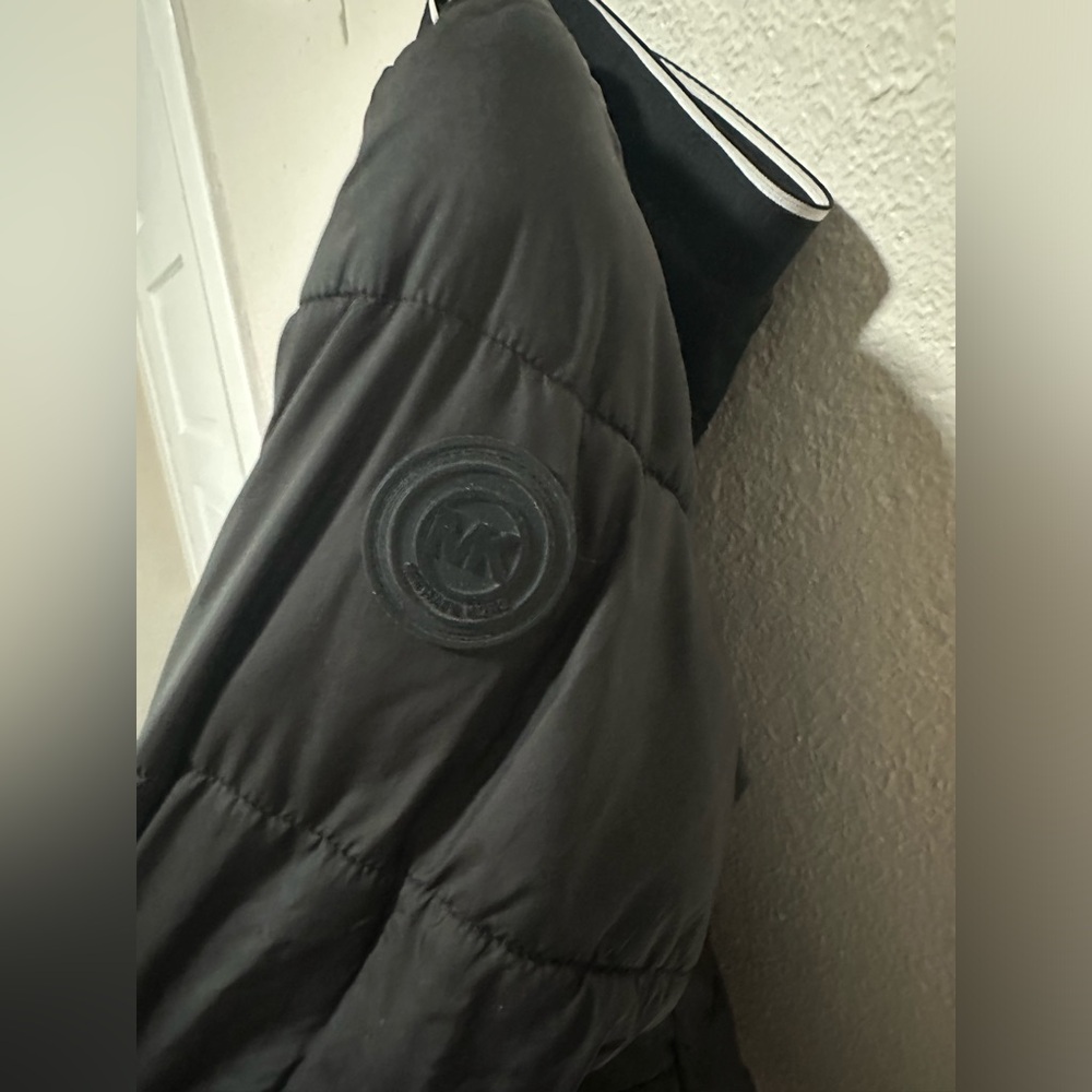 Michael kors puffer jacket